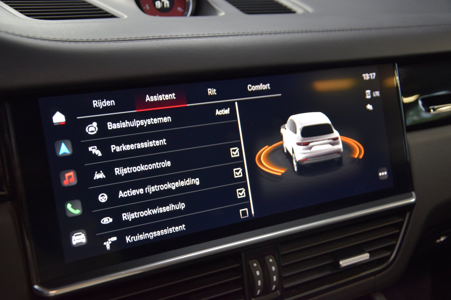 Foto van Porsche Cayenne E-hybrid