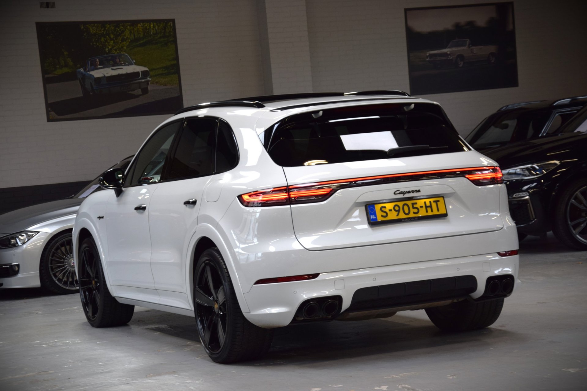 Foto van Porsche Cayenne E-hybrid
