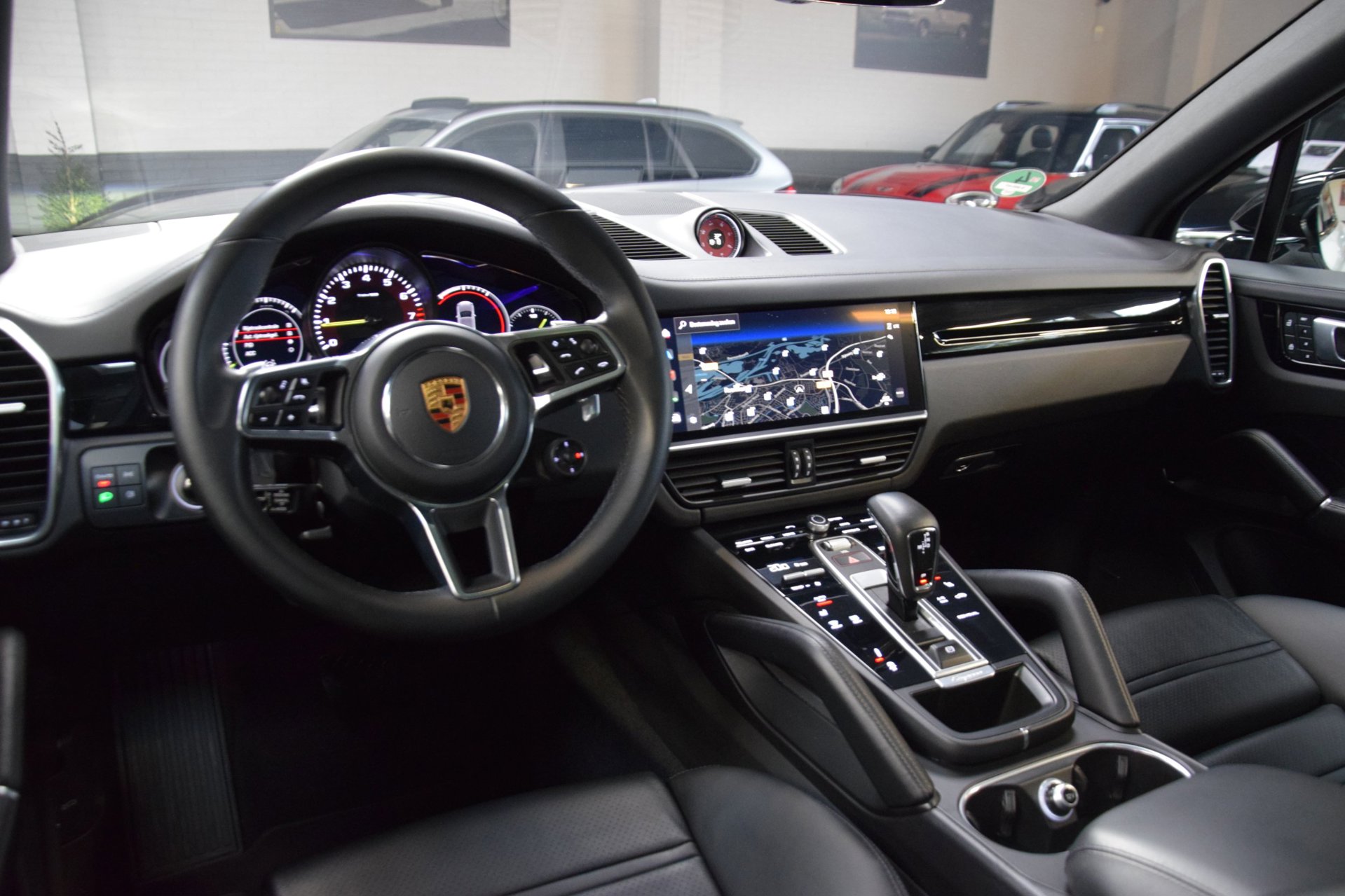 Foto van Porsche Cayenne E-hybrid