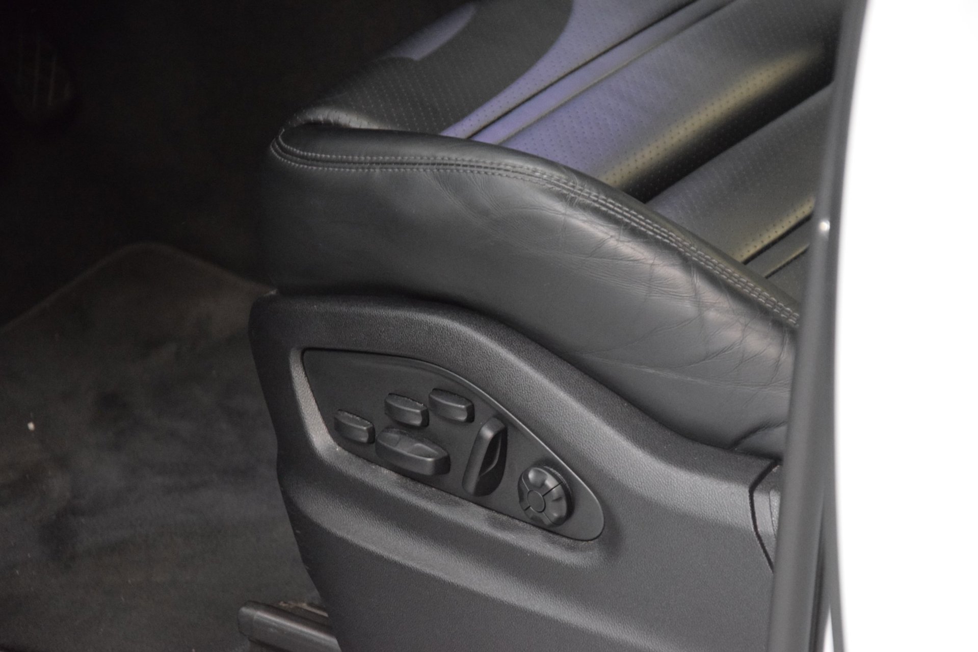 Foto van Porsche Cayenne E-hybrid