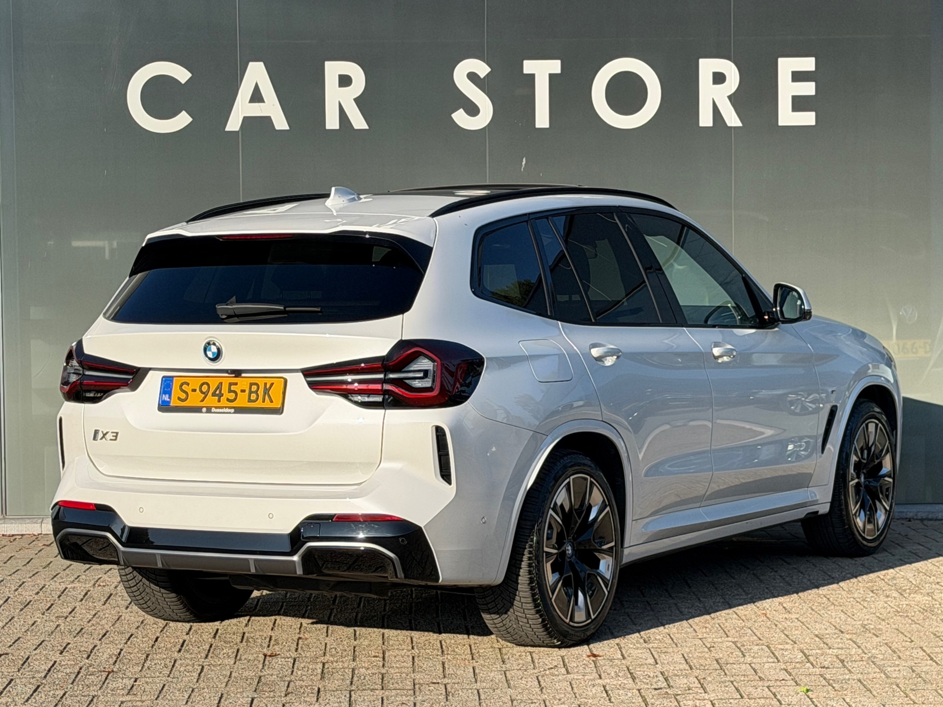 Foto van BMW Ix3