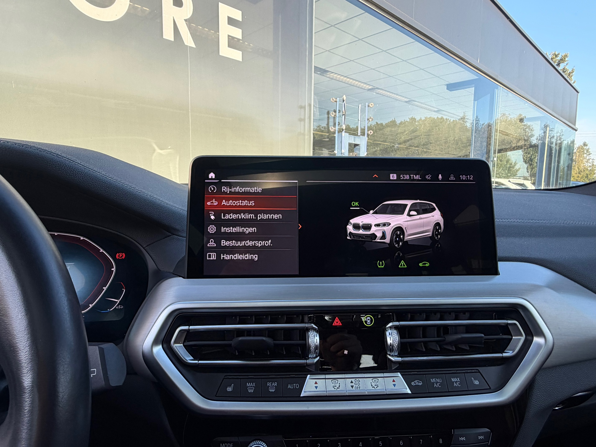 Foto van BMW Ix3