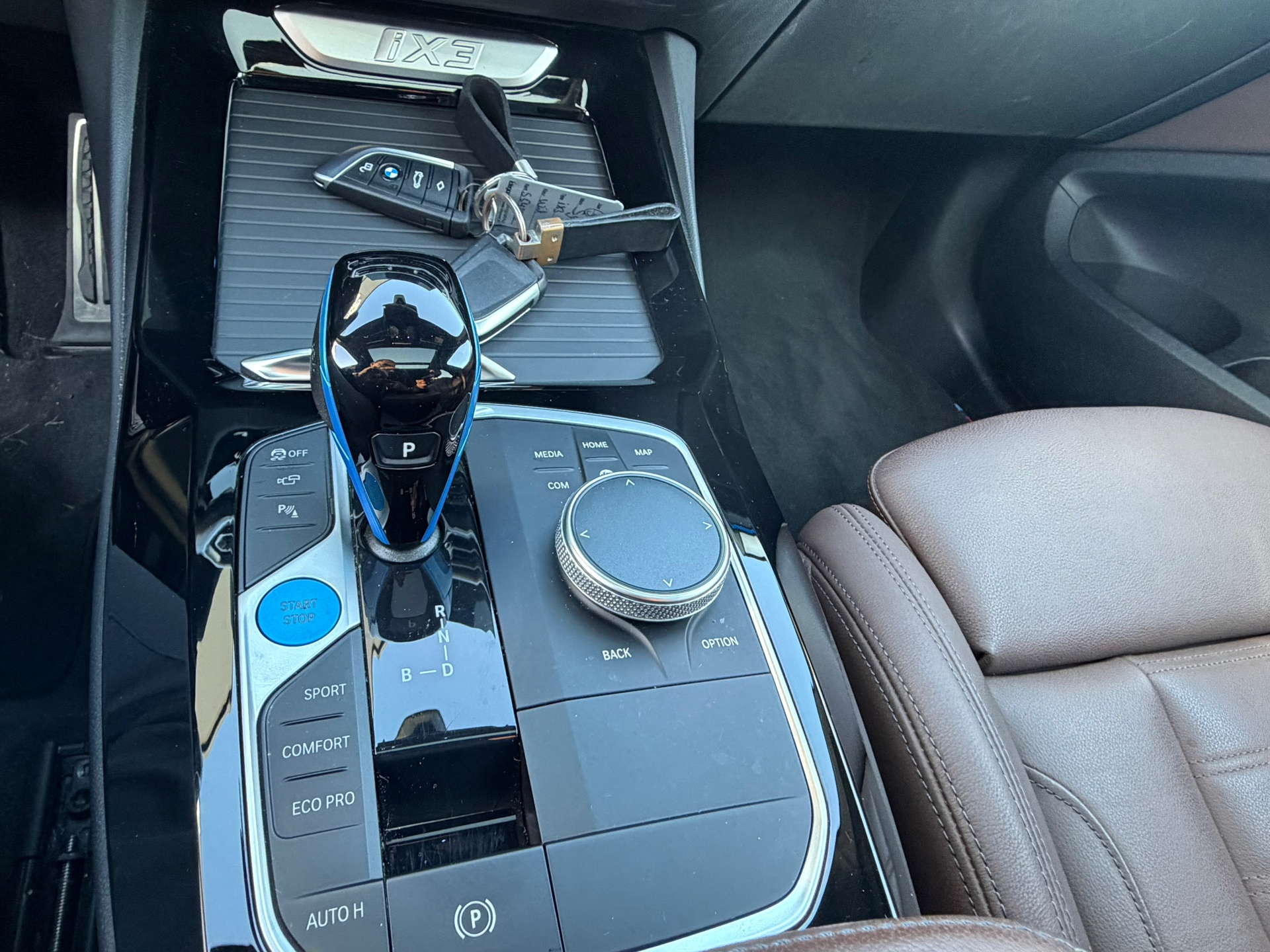Foto van BMW Ix3