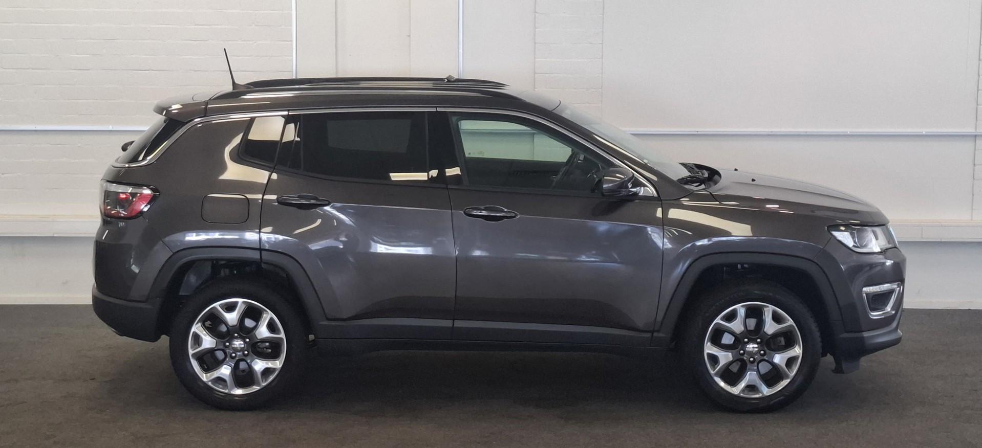 Foto van Jeep Compass