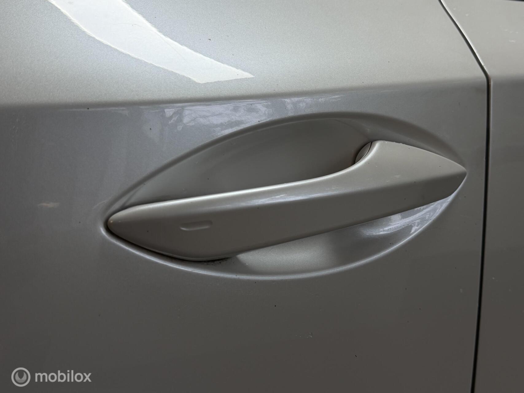 Foto van Lexus Lexus Nx300h