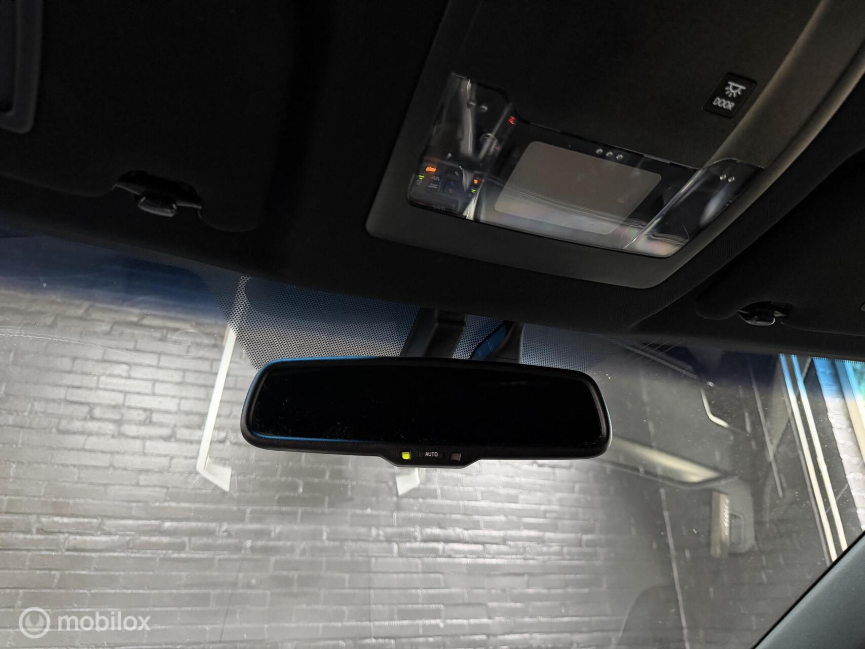 Foto van Lexus Lexus Nx300h