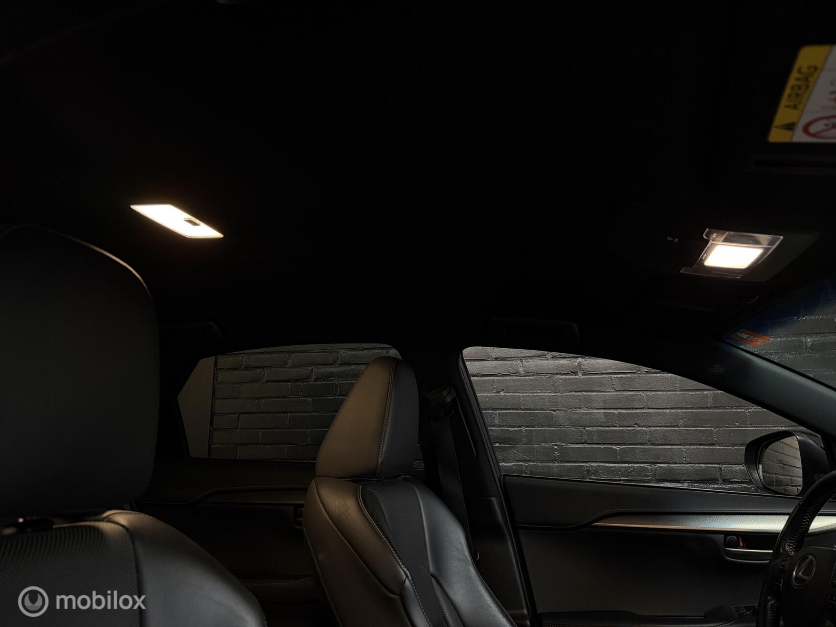 Foto van Lexus Lexus Nx300h