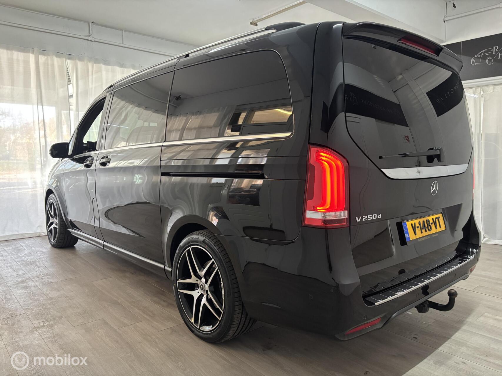 Foto van Mercedes-Benz V-klasse
