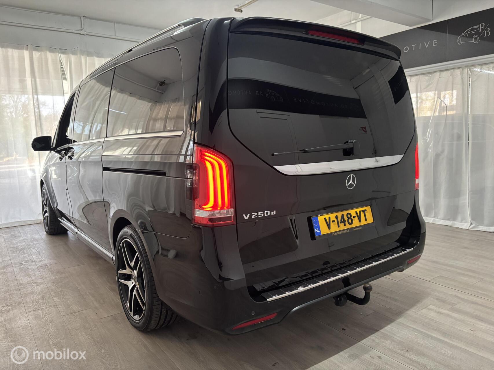 Foto van Mercedes-Benz V-klasse