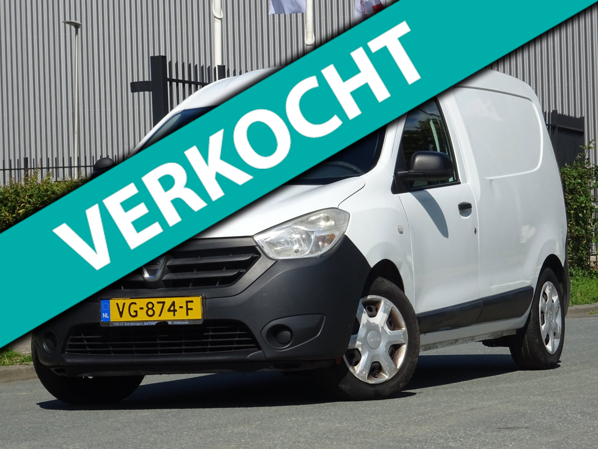 Dacia Dokker 1.5 dCi 75 Ambiance NAP/NAVI/PDC/APK 2013 - voorkant