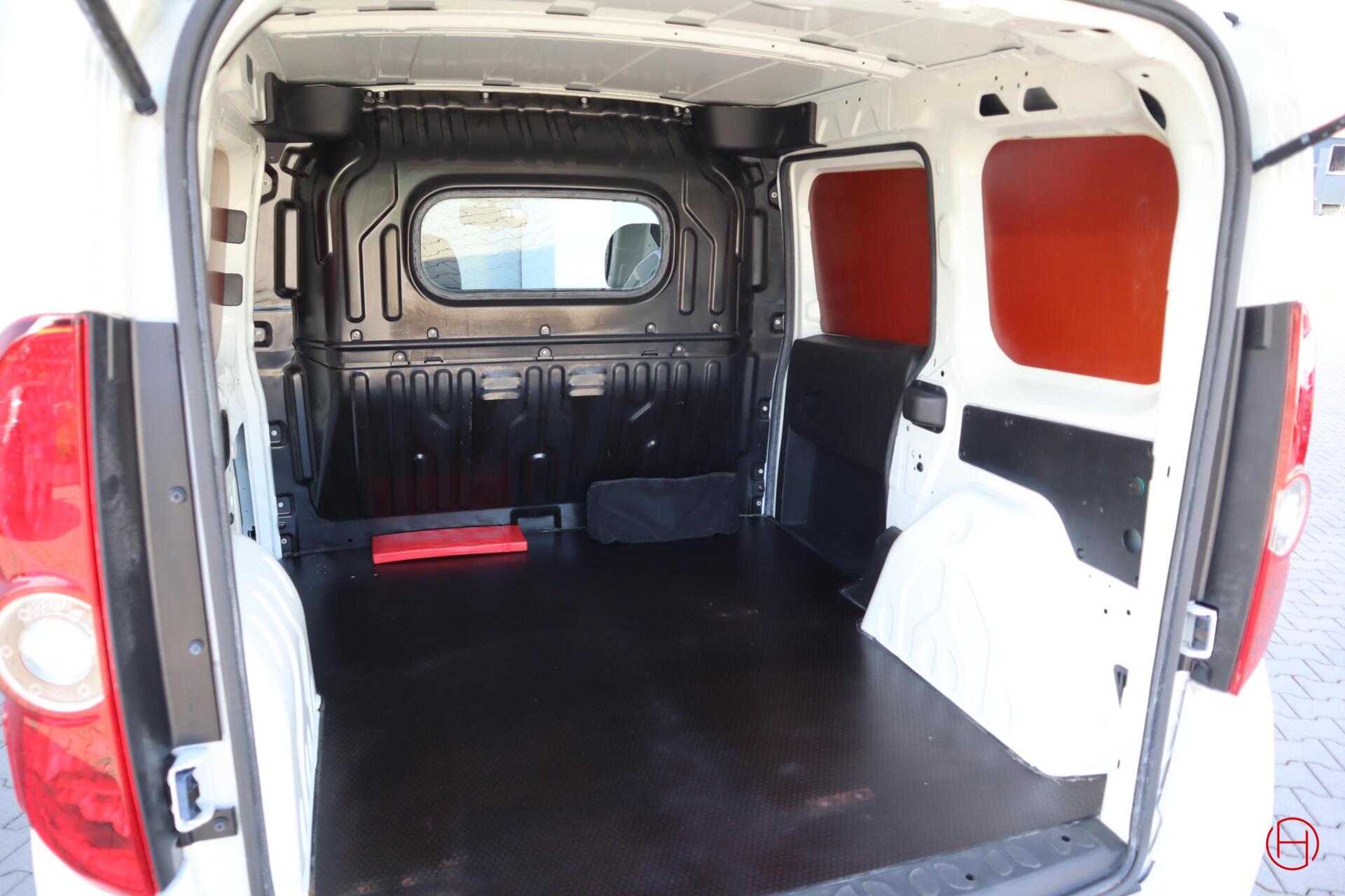 Foto van Opel Combo Van
