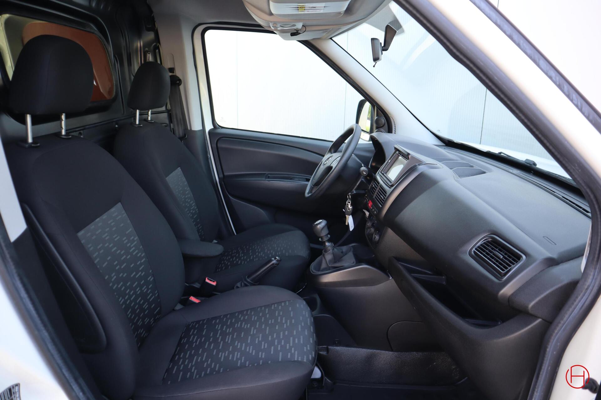 Foto van Opel Combo Van