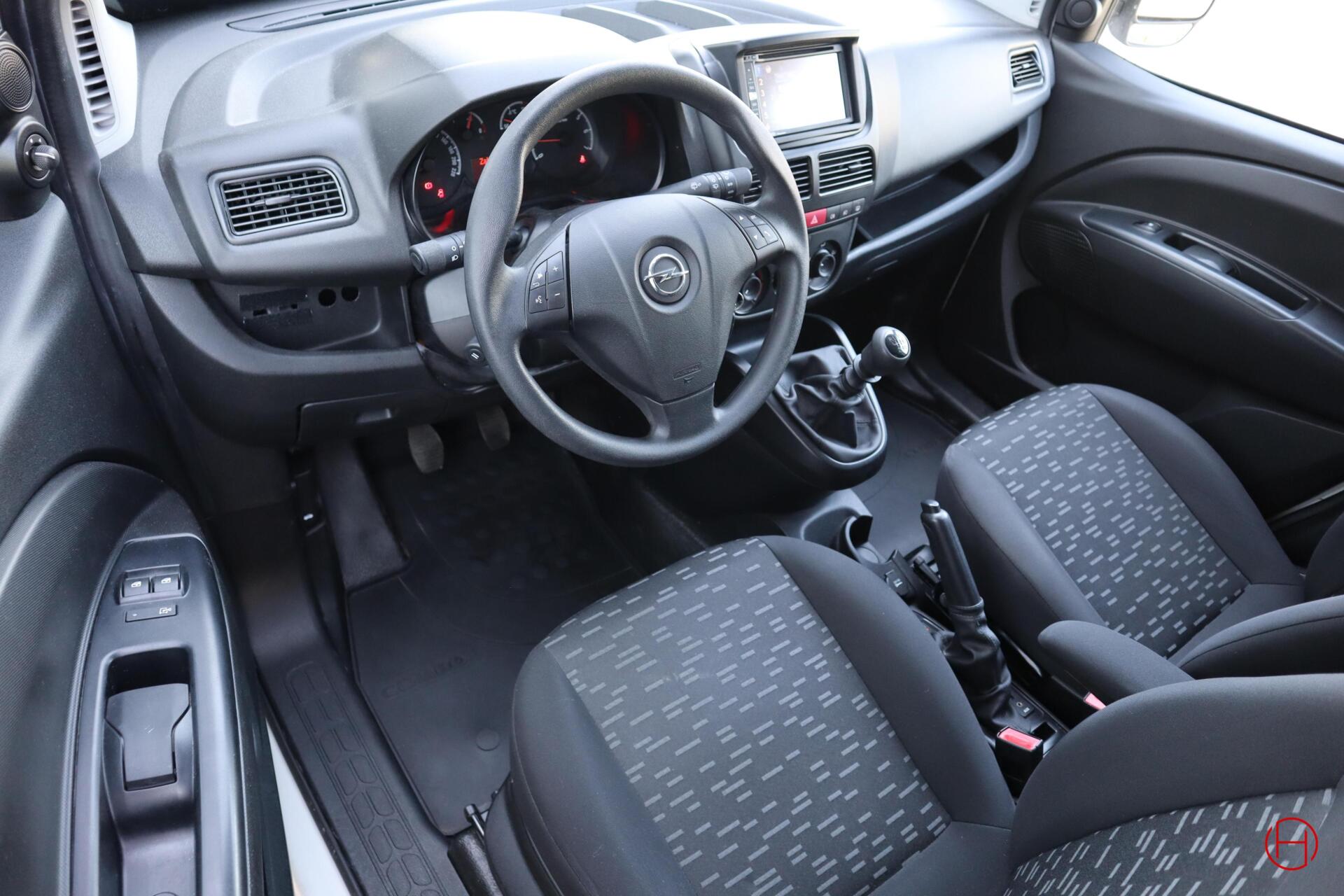 Foto van Opel Combo Van