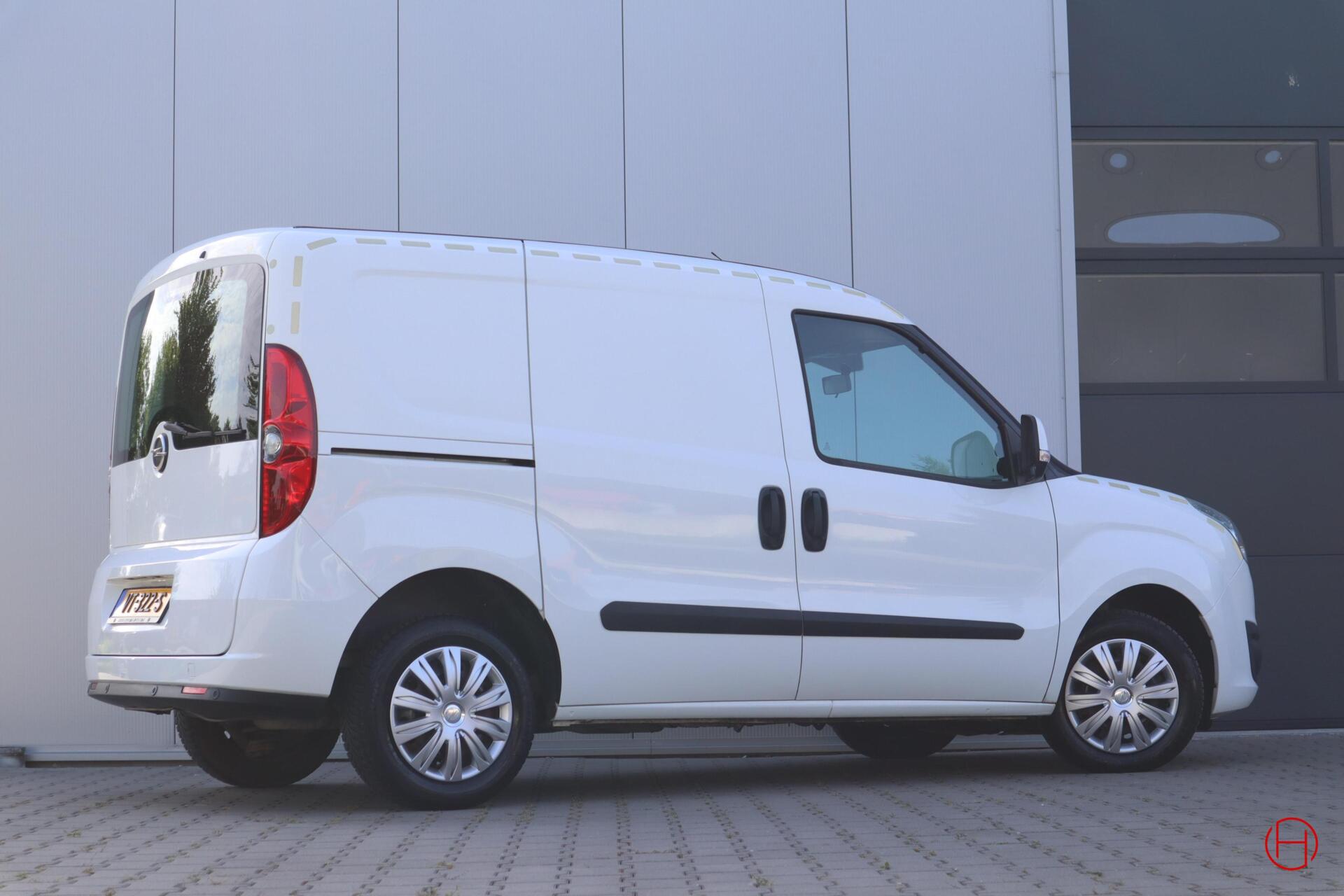 Foto van Opel Combo Van