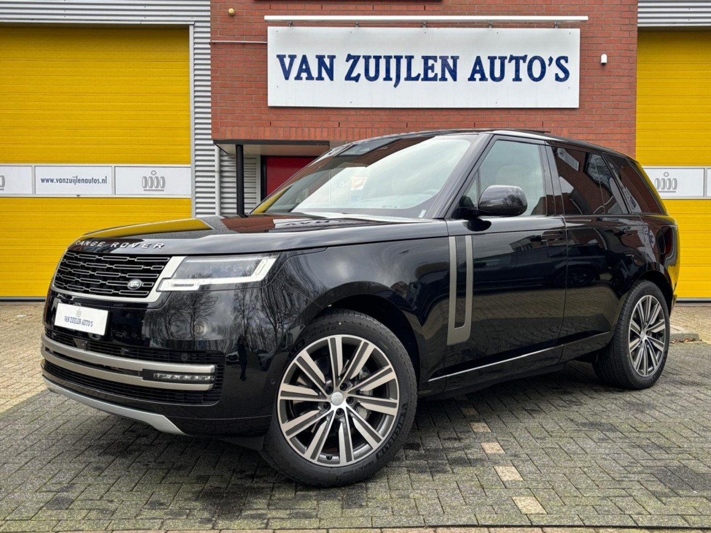Land Rover Range Rover P460e HSE Panorama Clearsight 22" Trekhaak Massage Leder Caraway 2025 - voorkant