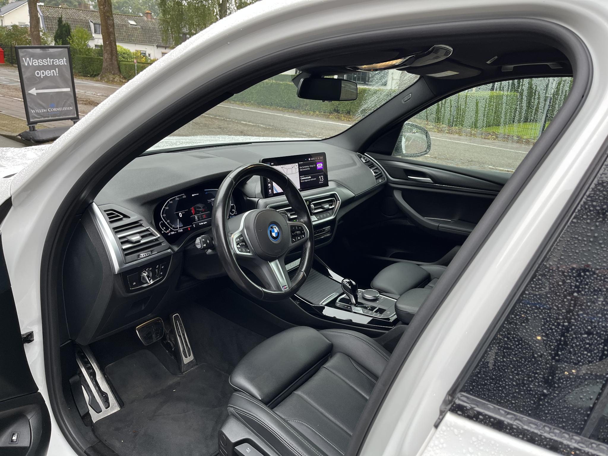 Foto van BMW X3 Xdrive30e