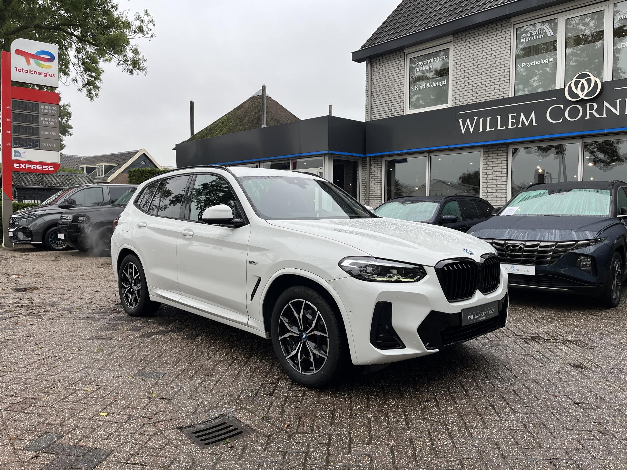 Foto van BMW X3 Xdrive30e