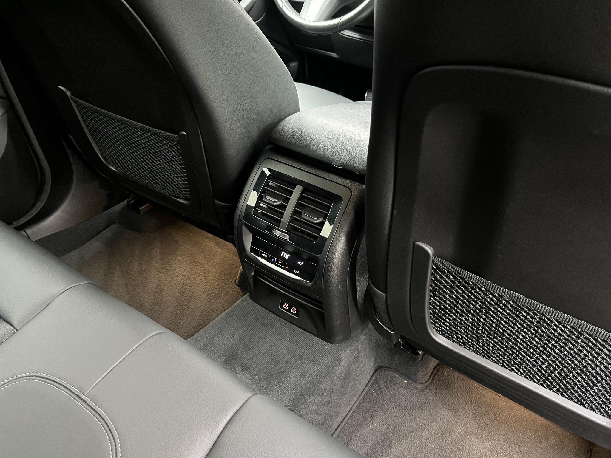 Foto van BMW X3 Xdrive30e
