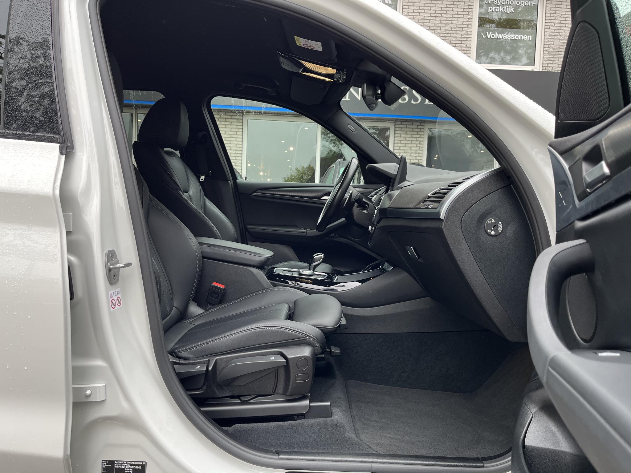 Foto van BMW X3 Xdrive30e