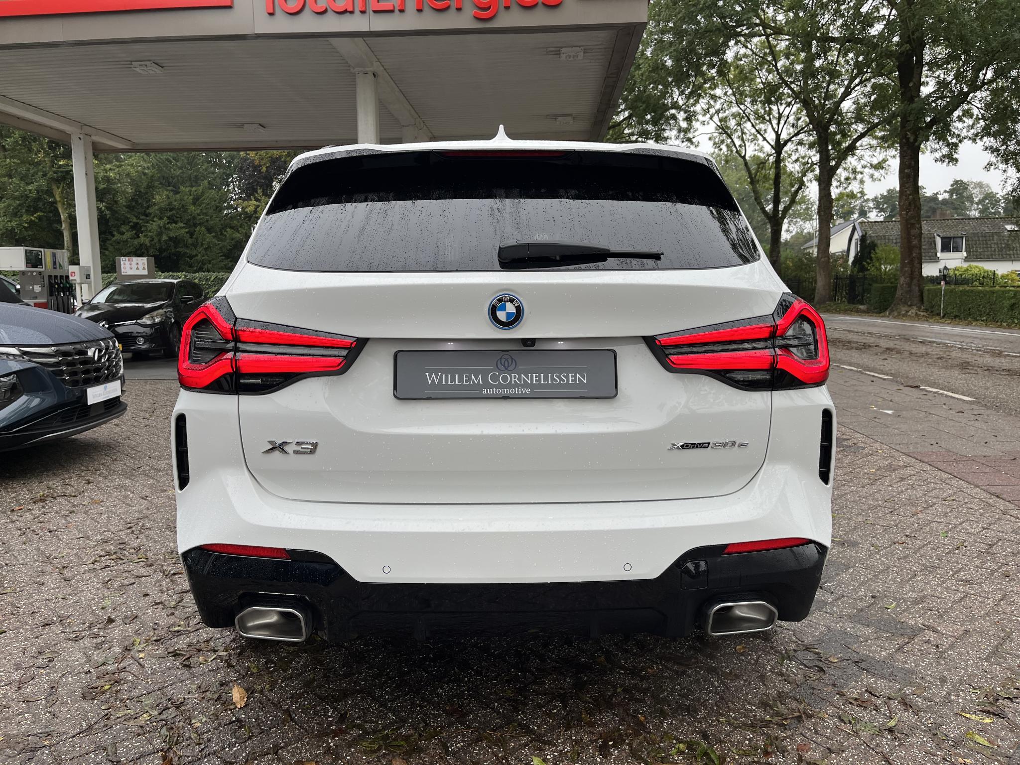 Foto van BMW X3 Xdrive30e