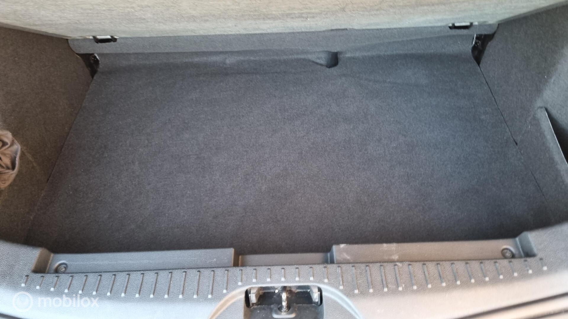 Foto van Ford B-max