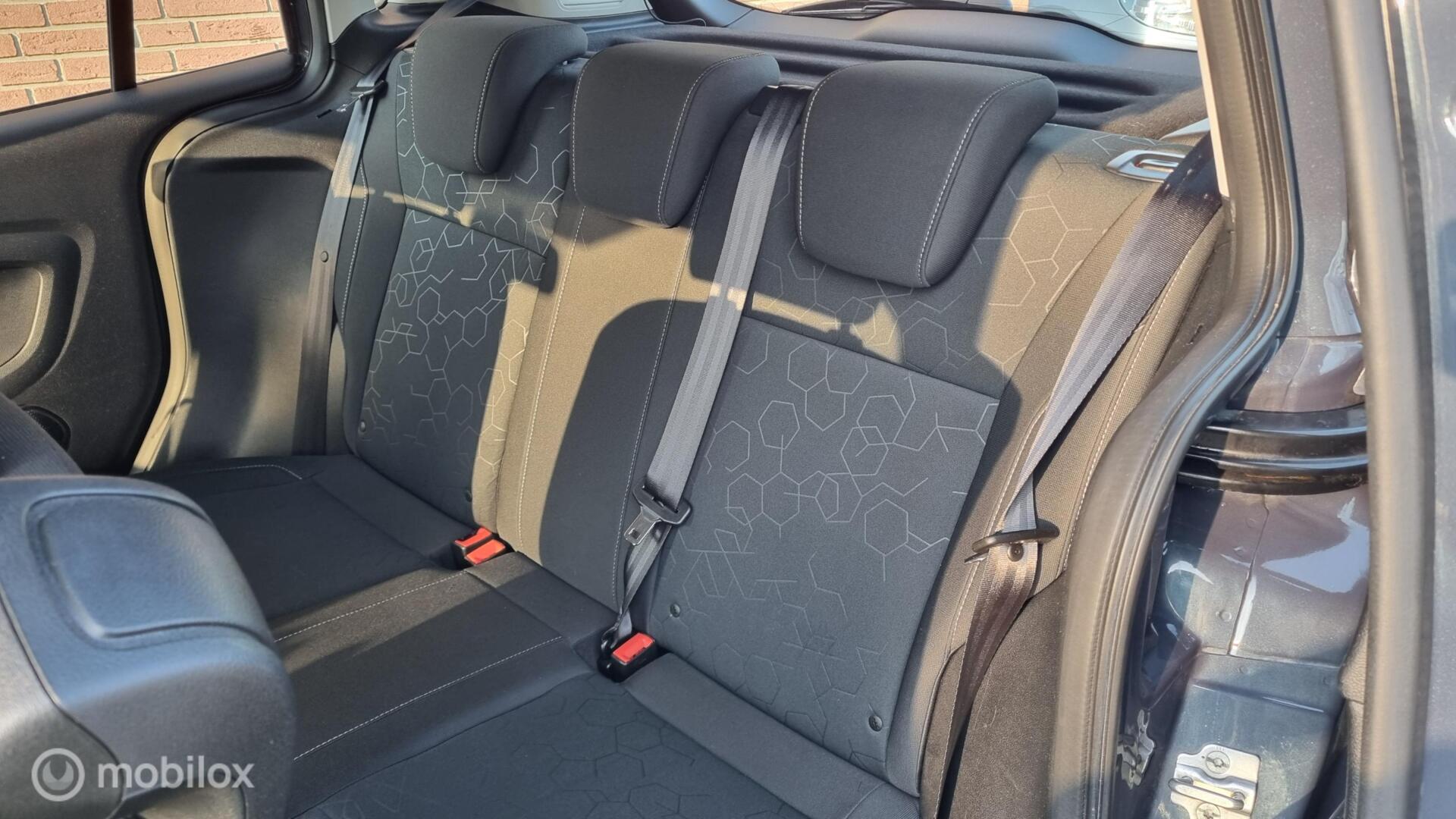 Foto van Ford B-max