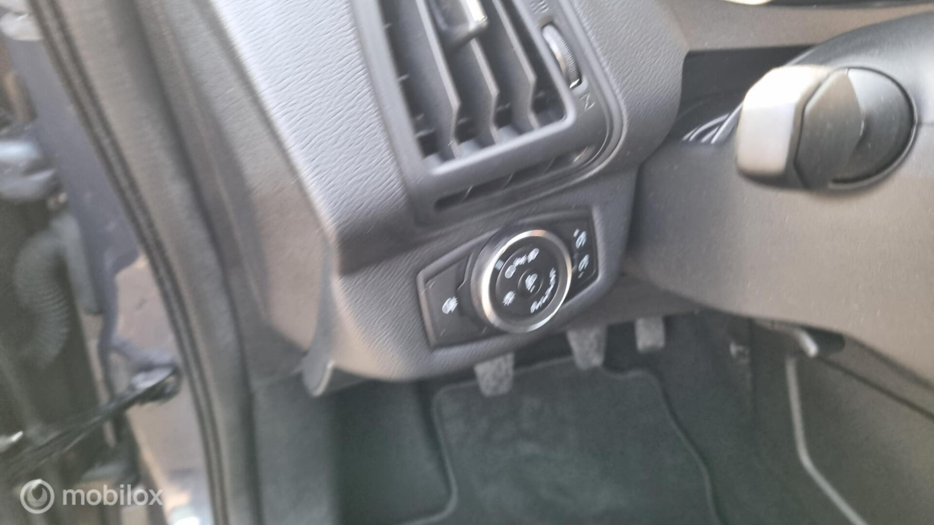 Foto van Ford B-max