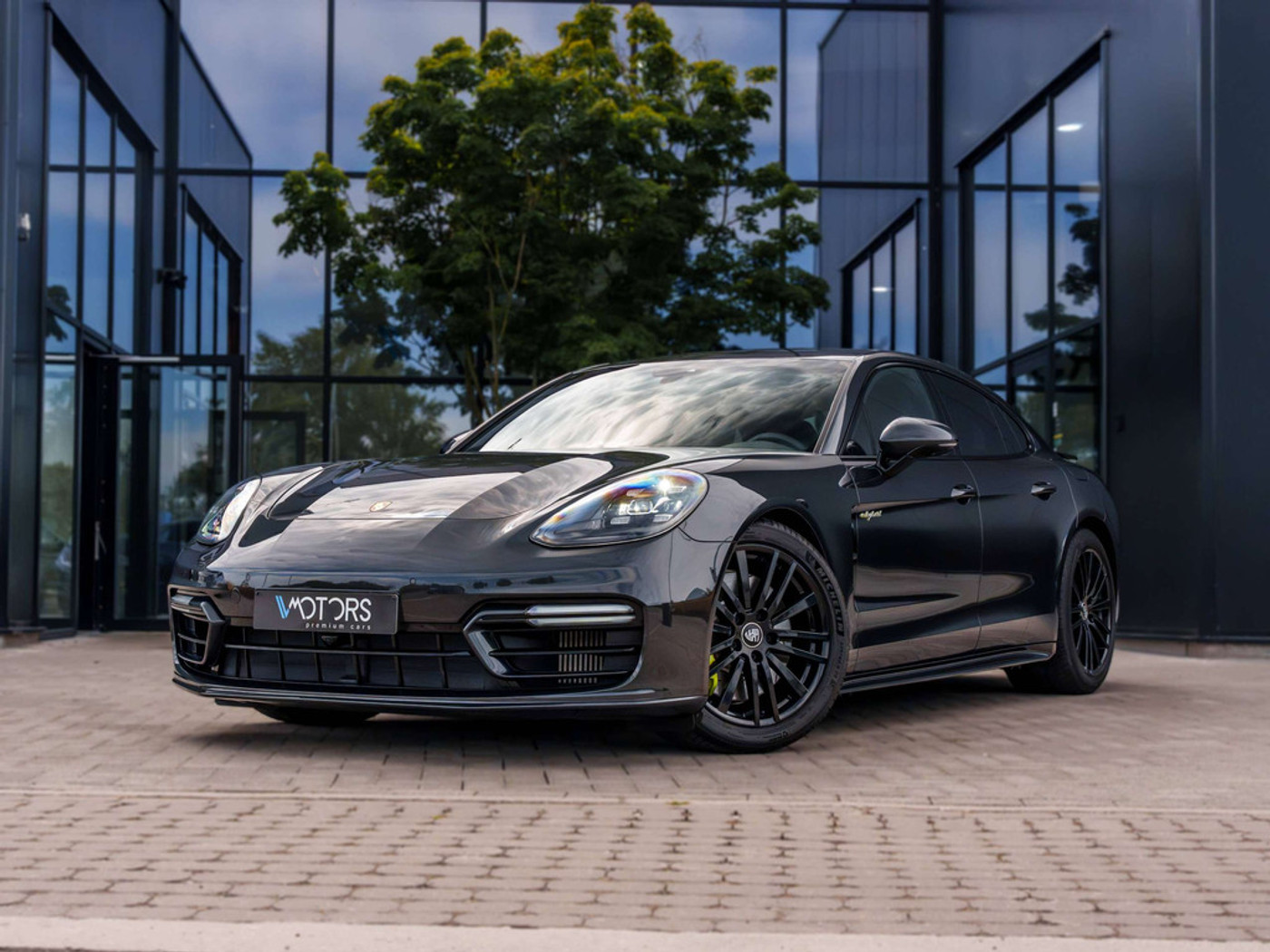 Porsche Panamera 4 e-Hybrid - SportDesign - Luchtvering - Surround View - Sport Chrono - Leder - Memory - Camera - 20" 2021 - voorkant