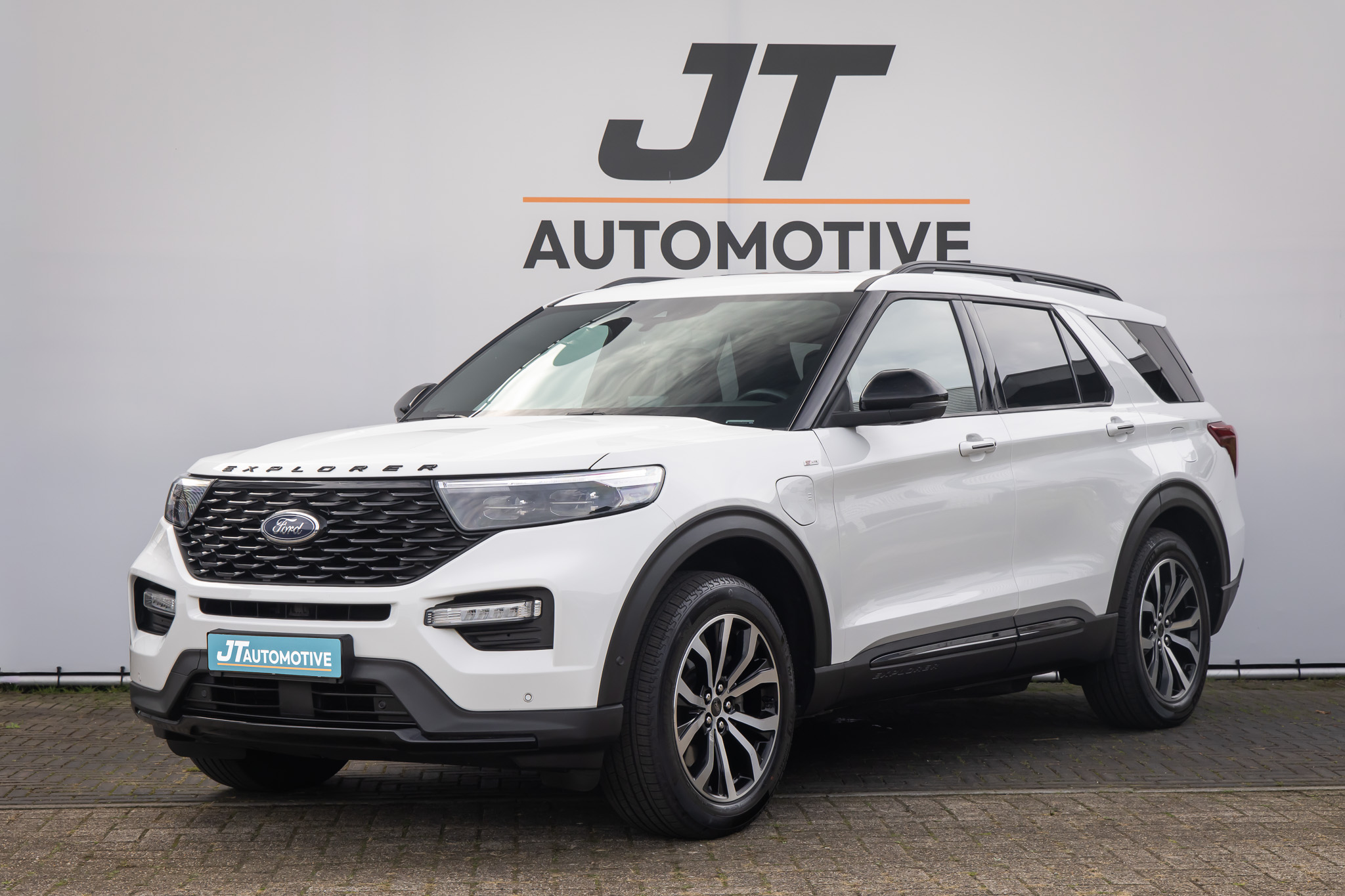 Ford Explorer 7peroons 3.0 V6 EB PHEV ST-Line plug in hybe Panoramadak | Winterpack | B&O | Elektrische kofferbak | elektrische stoel | 360cam 2023 - voorkant