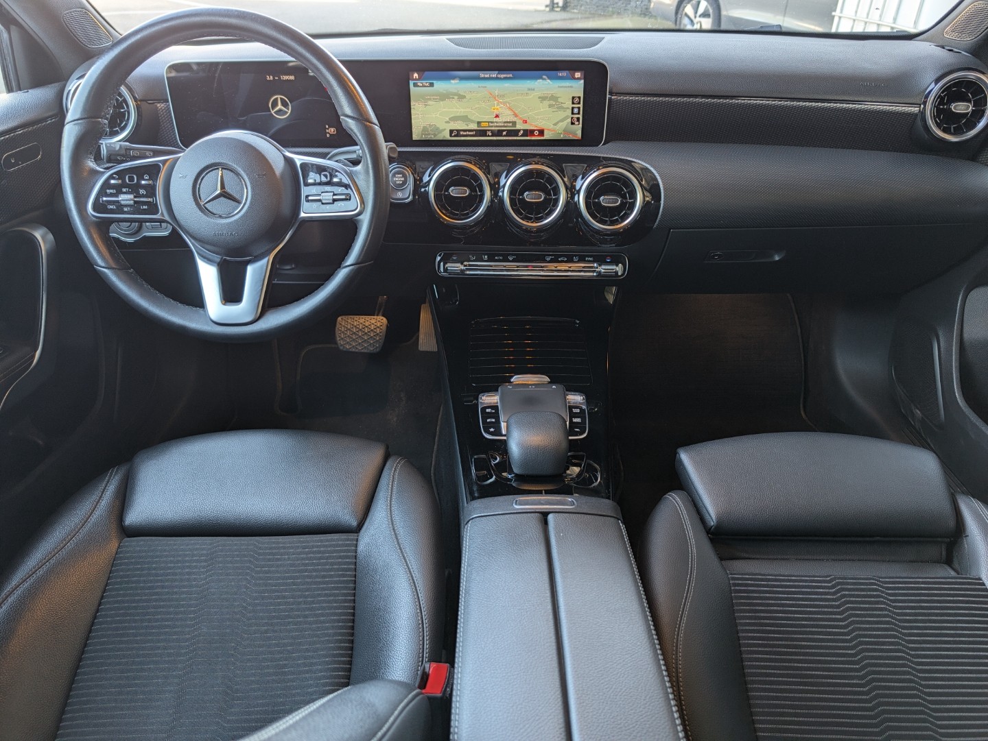 Foto van Mercedes-Benz A 200