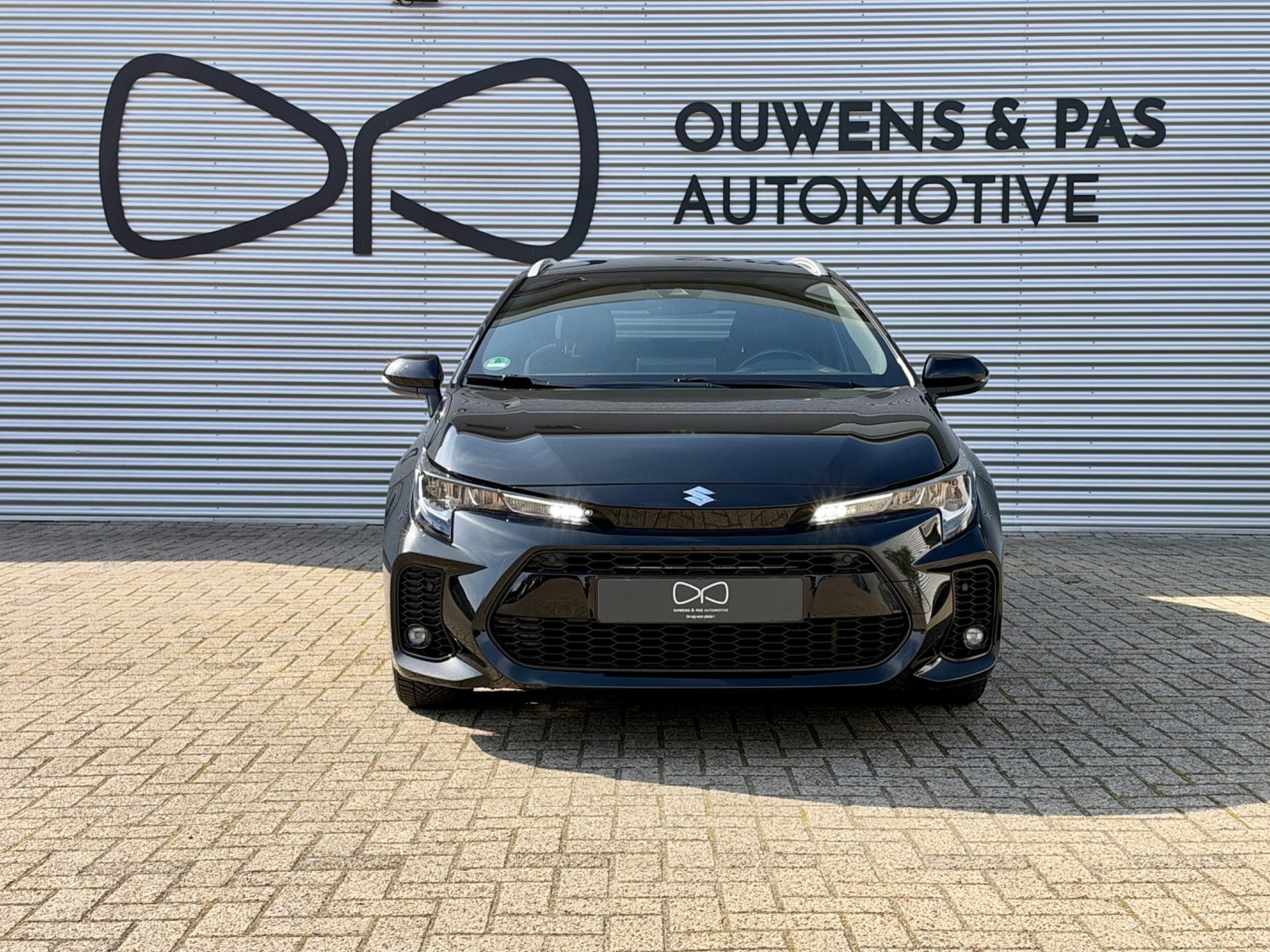 Foto van Suzuki Swace
