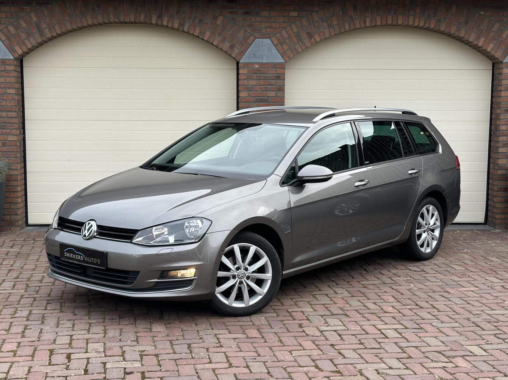 Volkswagen Golf Variant 1.4 TSI Allstar edition Clima Navi PDC v+a Adap Cruise 2016 - voorkant