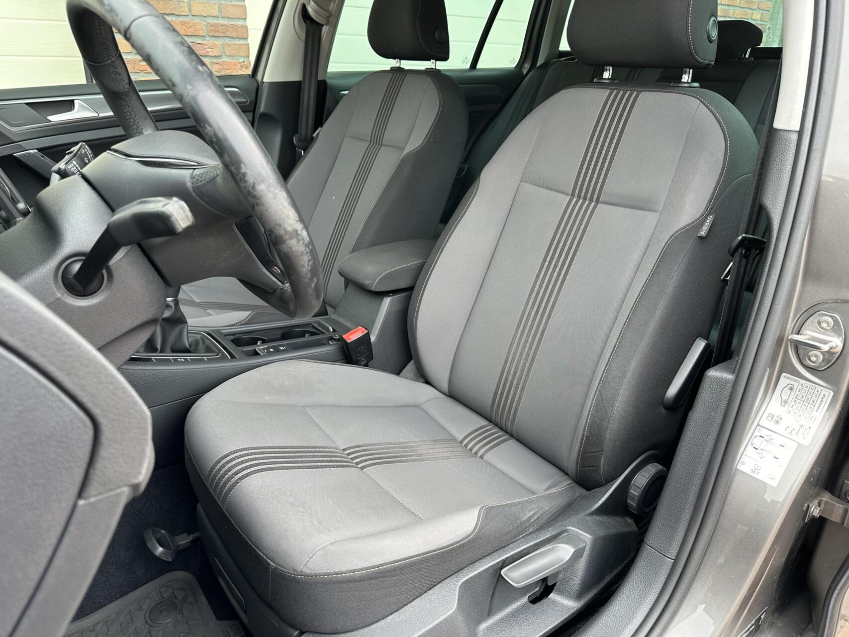 Foto van Volkswagen Golf Variant