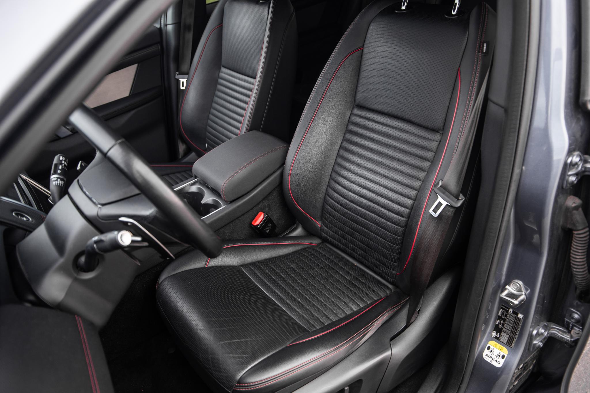 Foto van Land Rover Discovery Sport