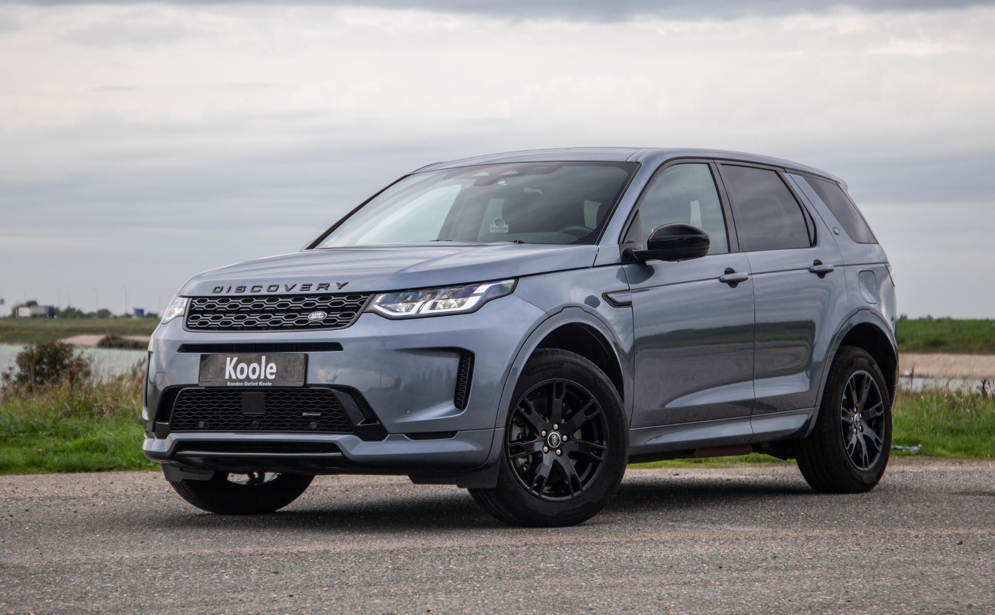 Land Rover Discovery Sport P300e 1.5 SE 2022 - voorkant