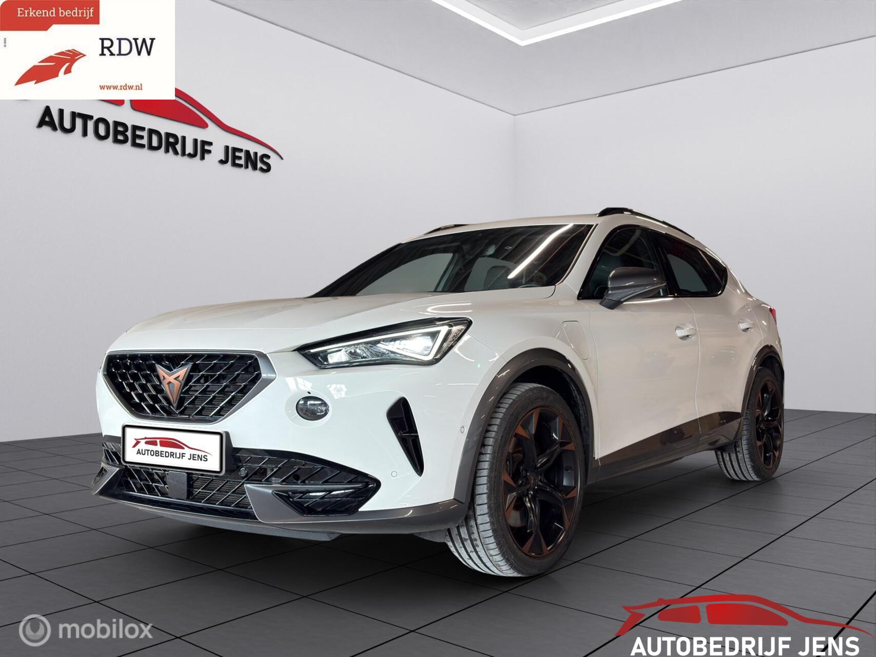 Cupra Formentor 1.4 e-Hybrid VZ Copper Edition|PANO|st. memo 2022 - voorkant