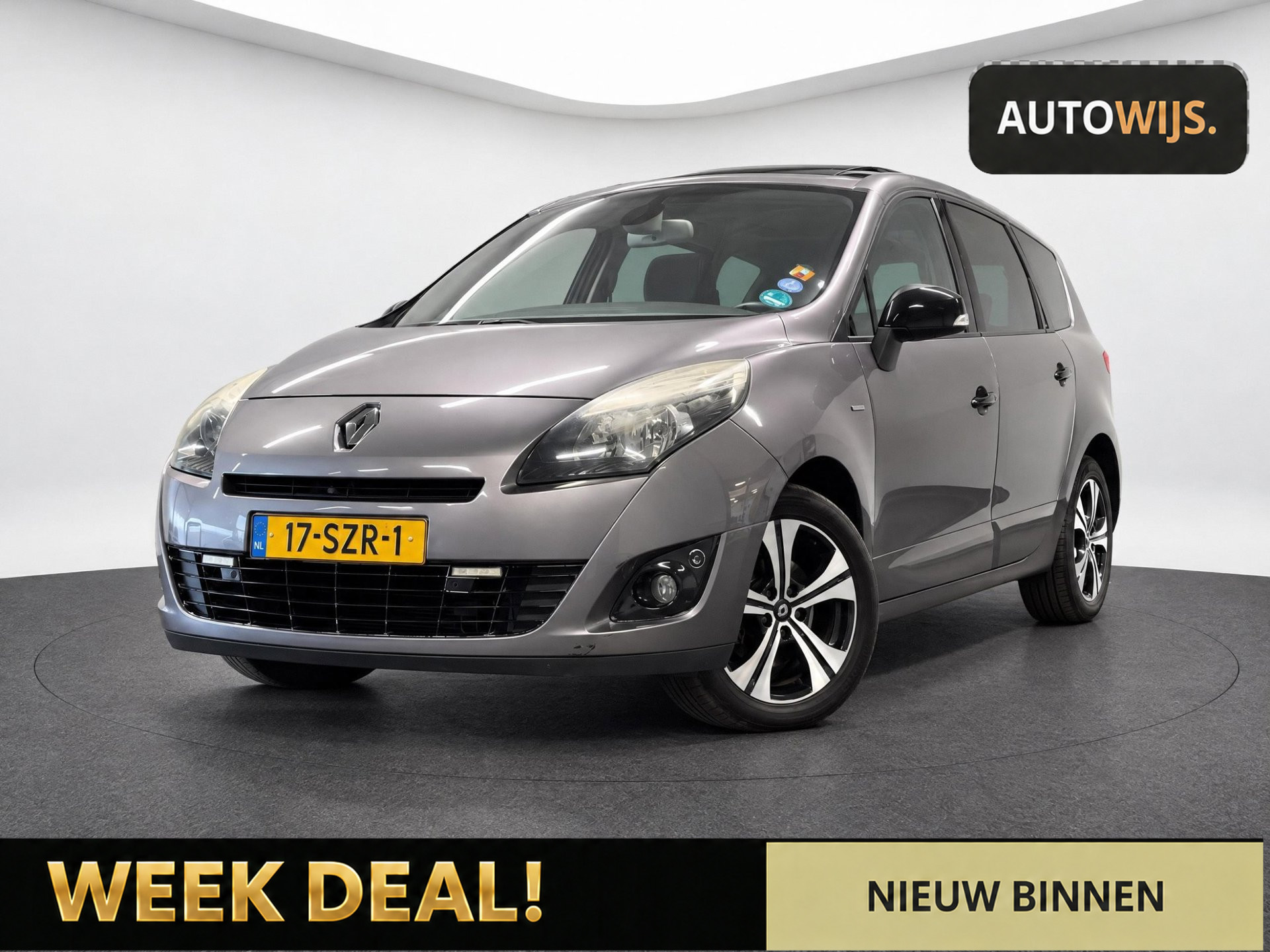 Renault Megane Scenic 2.0 Bose|AUT|PANO|BOSE|NL AUTO|TREKHAAK|CAMERA 2012 - voorkant