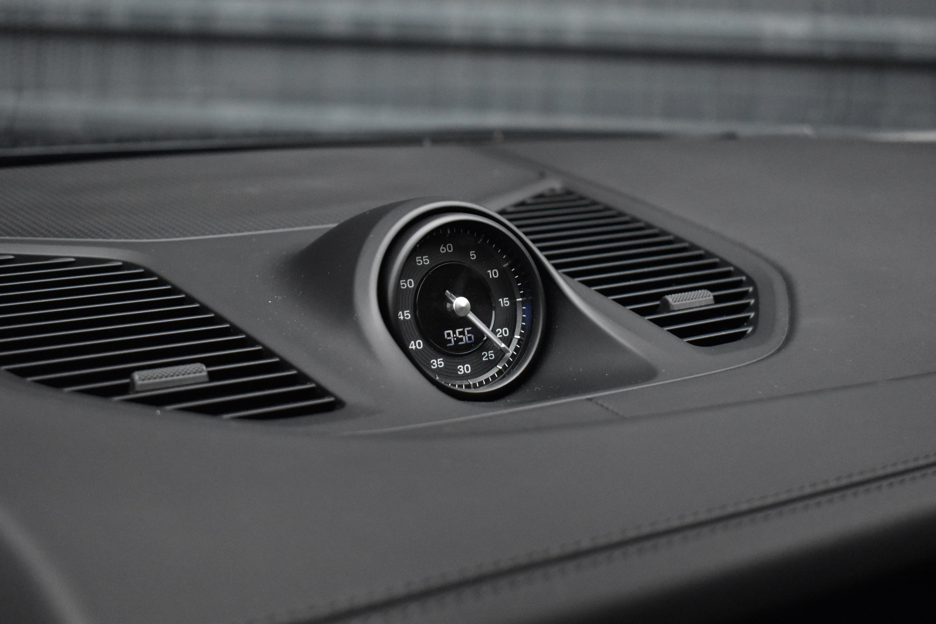 Foto van Porsche Cayenne E-hybrid