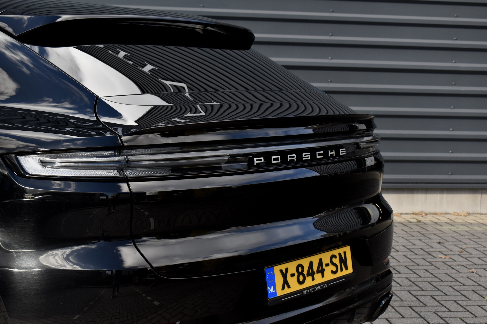 Foto van Porsche Cayenne E-hybrid