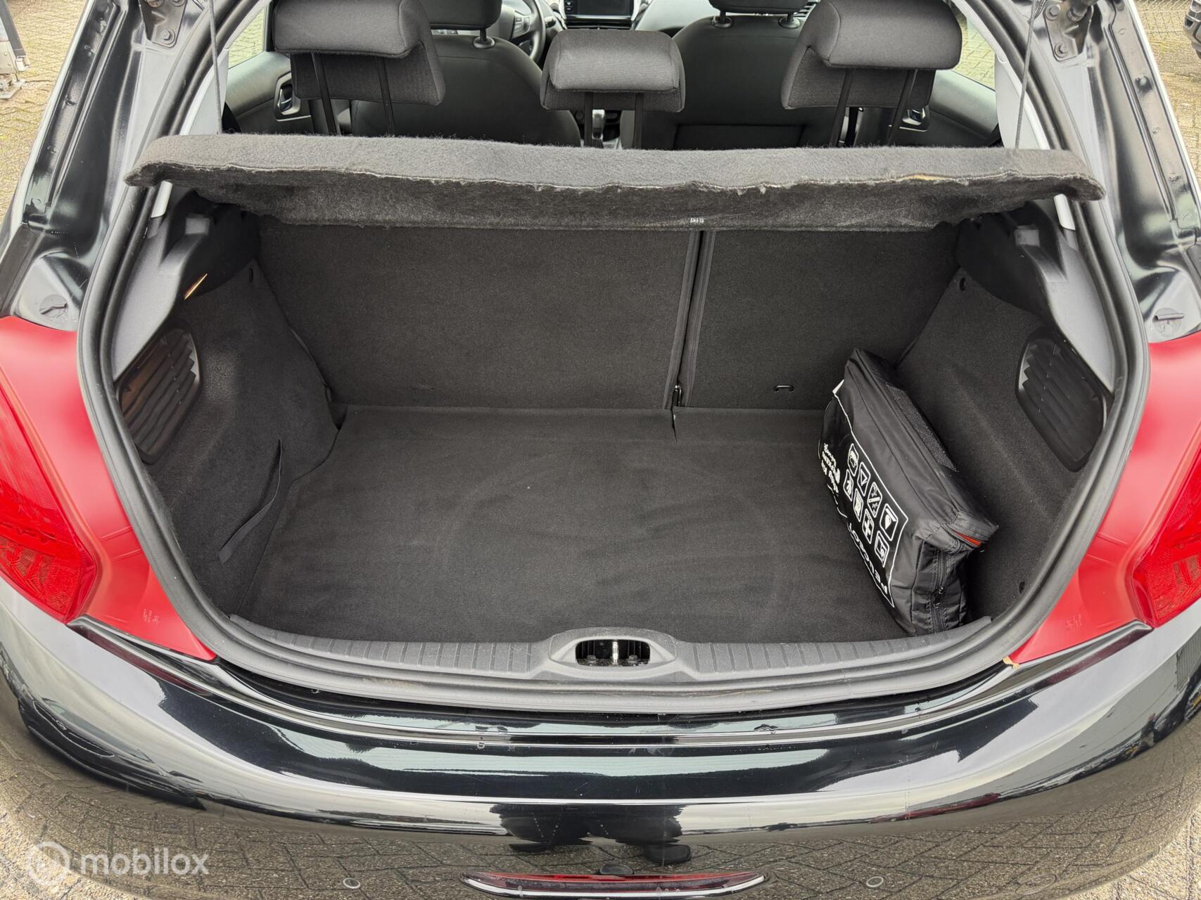 Foto van Peugeot 208