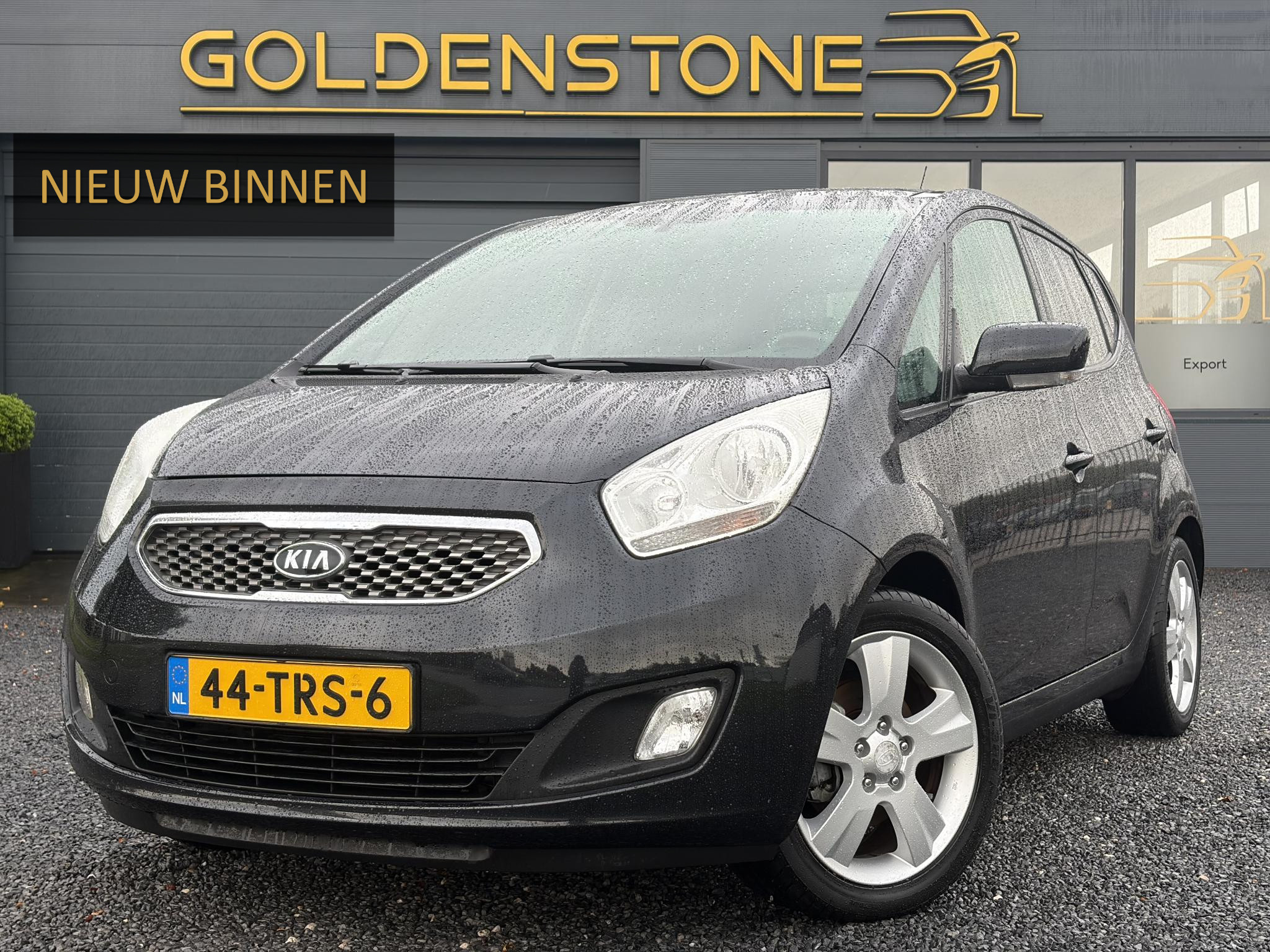 Kia Venga 1.4 CVVT Fuse 2012 - voorkant