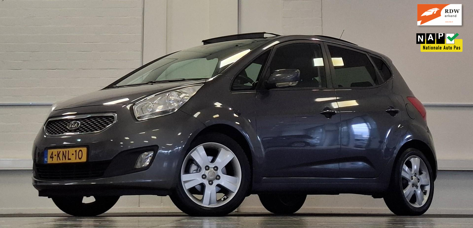 Kia Venga 1.6 CVVT  Executive Automaat  Schuif/kanteldak Navi Stoelverwarming 2011 - voorkant