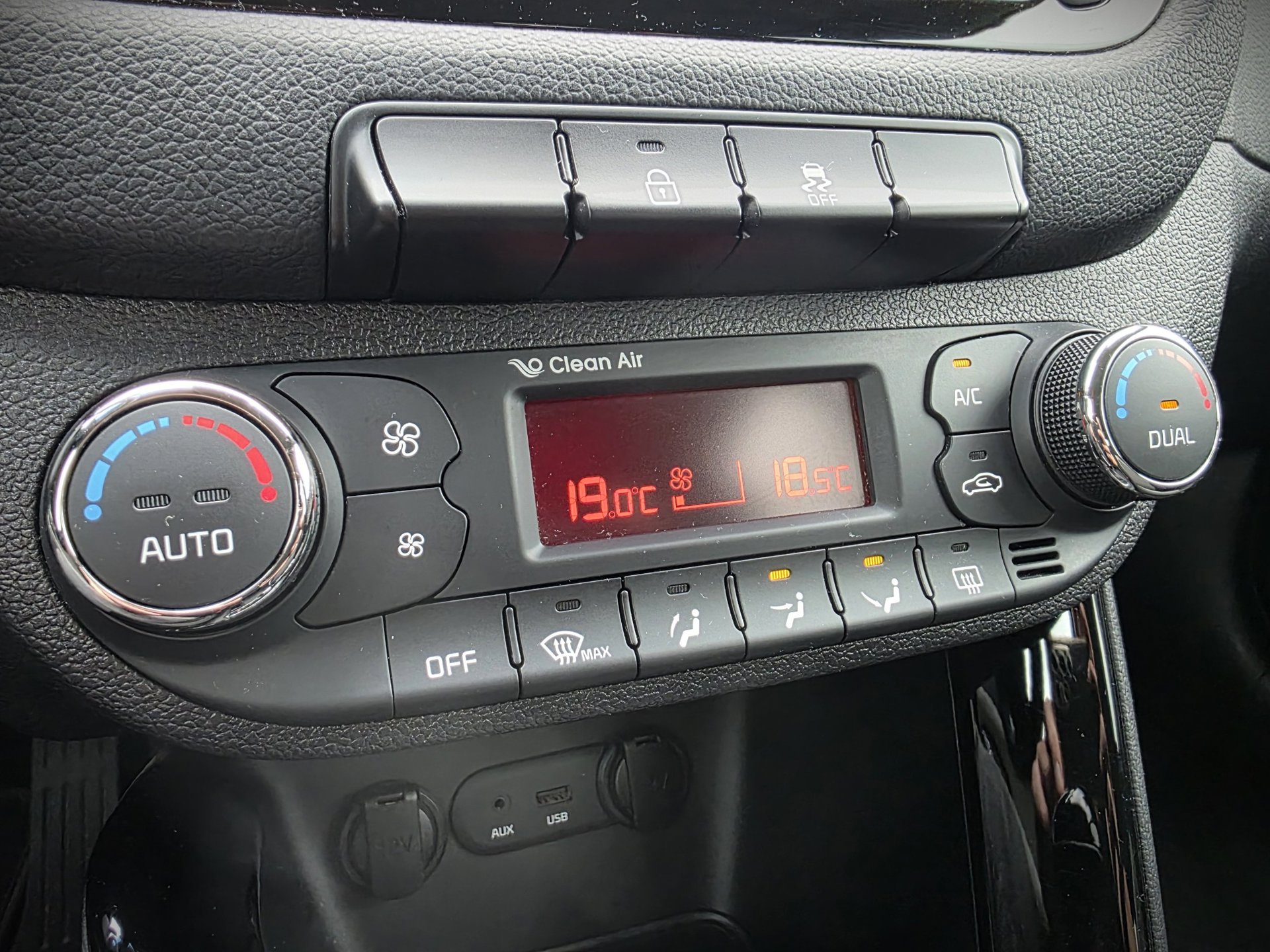 Foto van Kia Cee D
