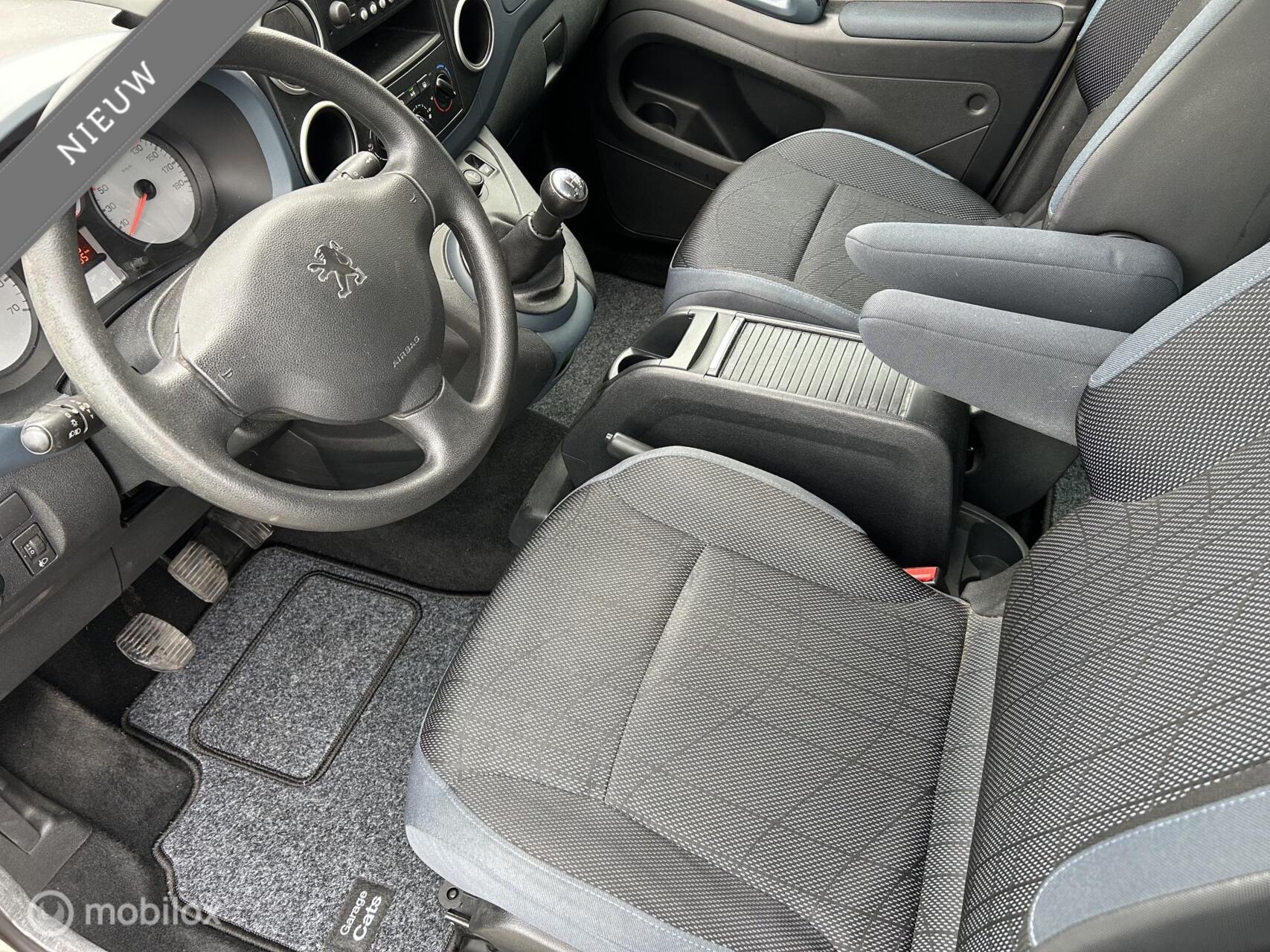 Foto van Peugeot Partner
