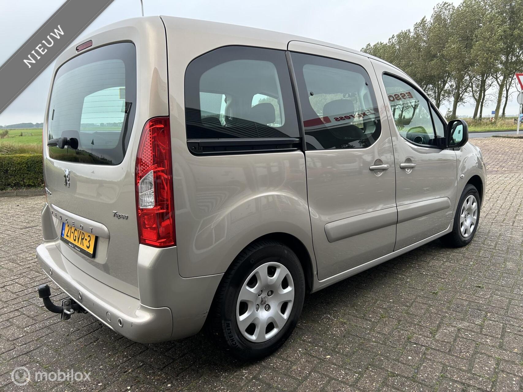 Foto van Peugeot Partner