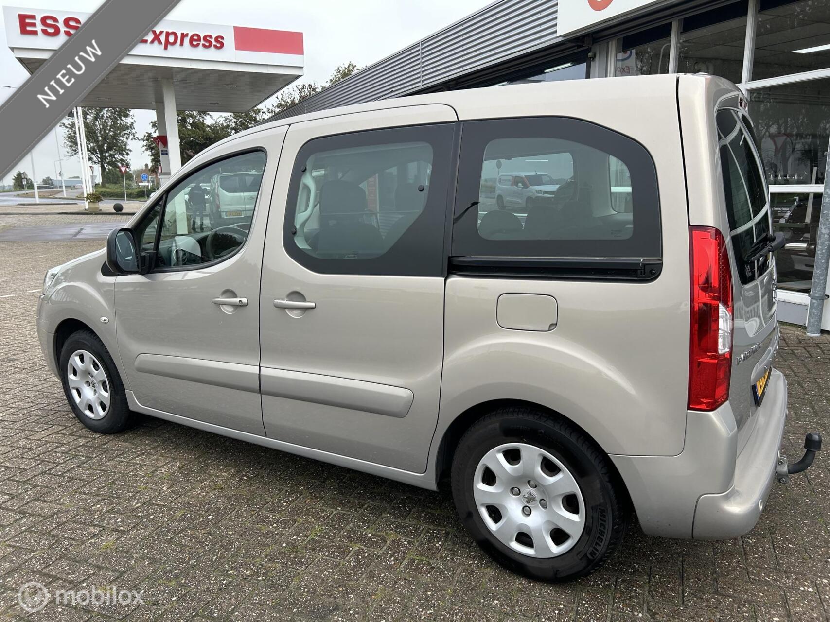 Foto van Peugeot Partner