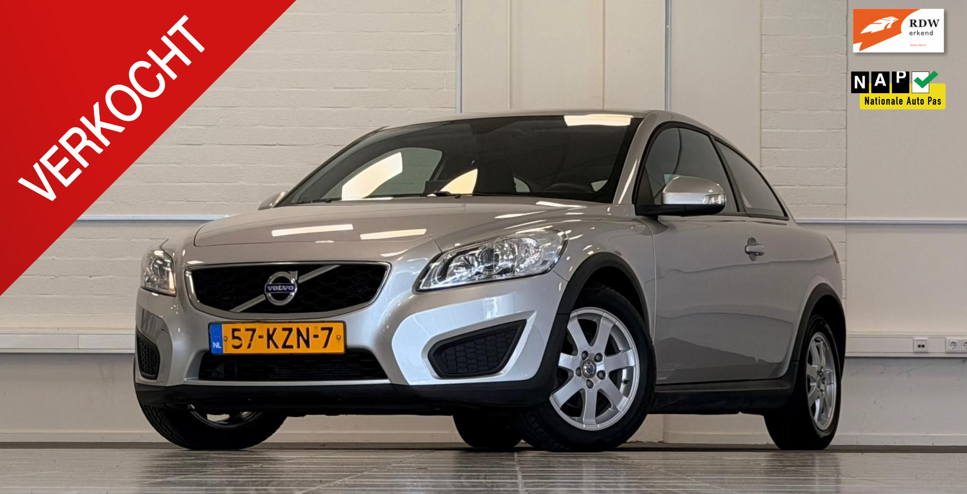 Volvo C30 1.6i 16V Kinetic 1e Eigenaar APK 12-03-2027 Garantie Mooi! 2010 - voorkant