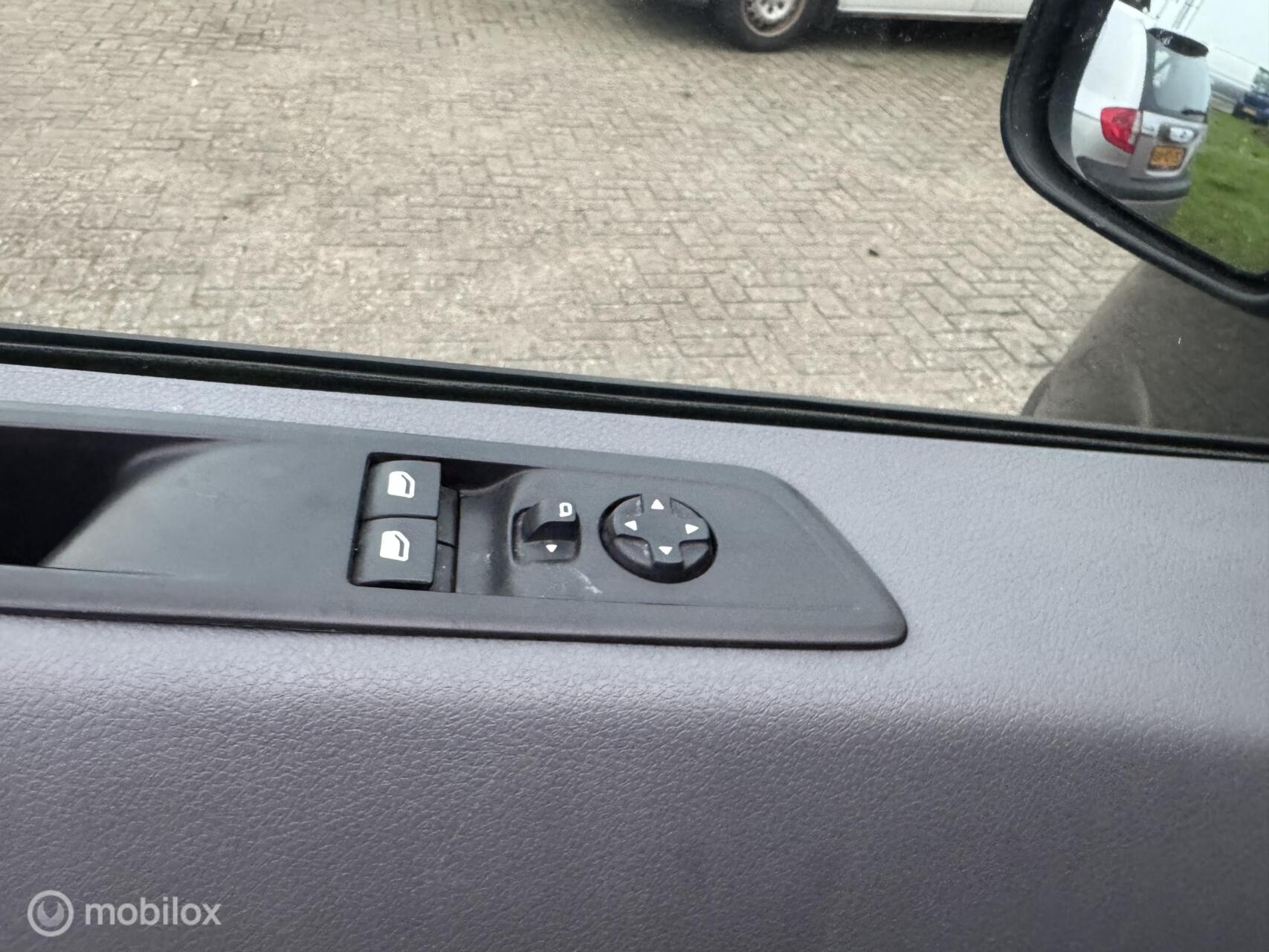 Foto van Peugeot Expert