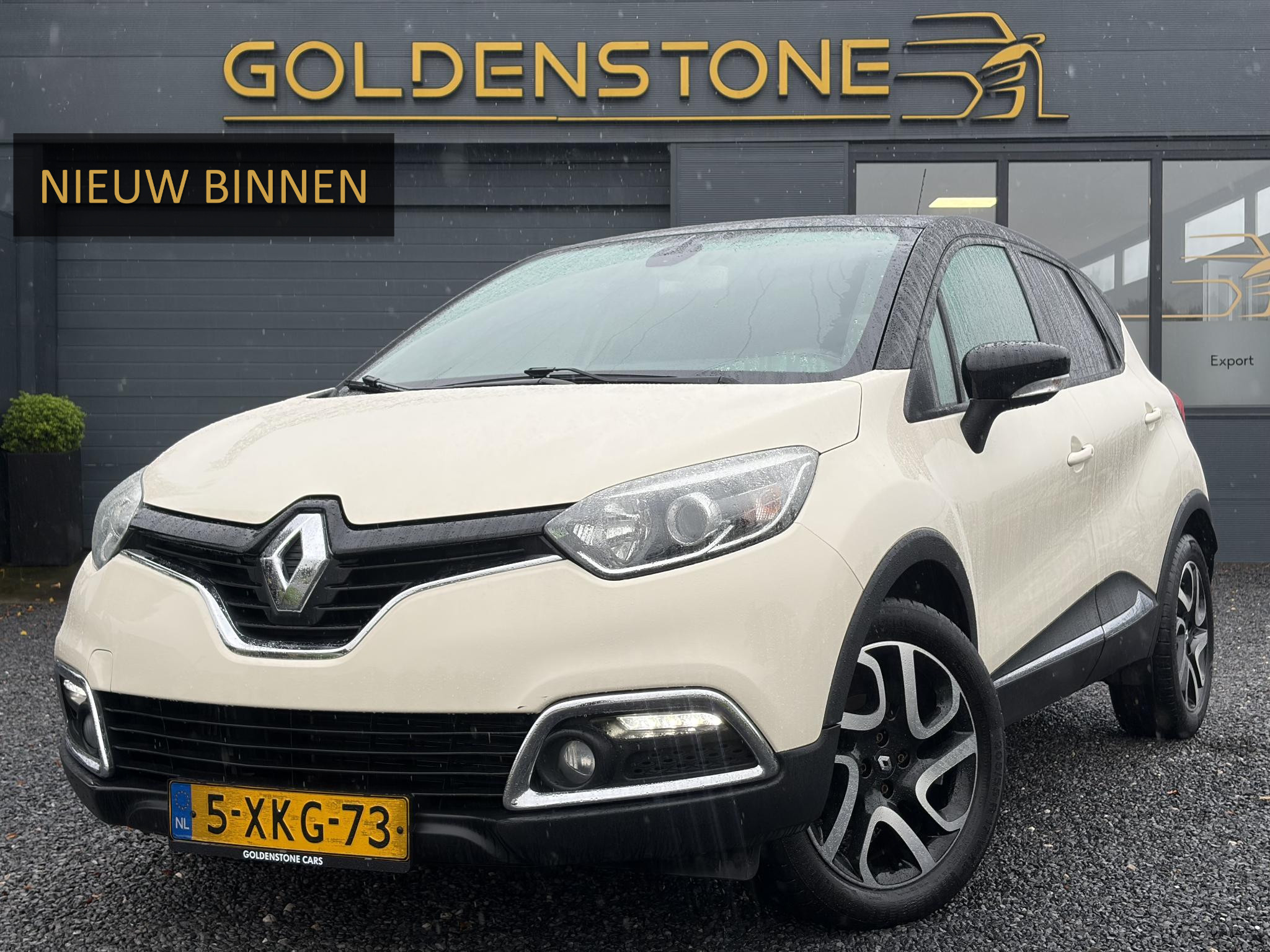 Renault Captur 0.9 TCe Dynamique 2014 - voorkant