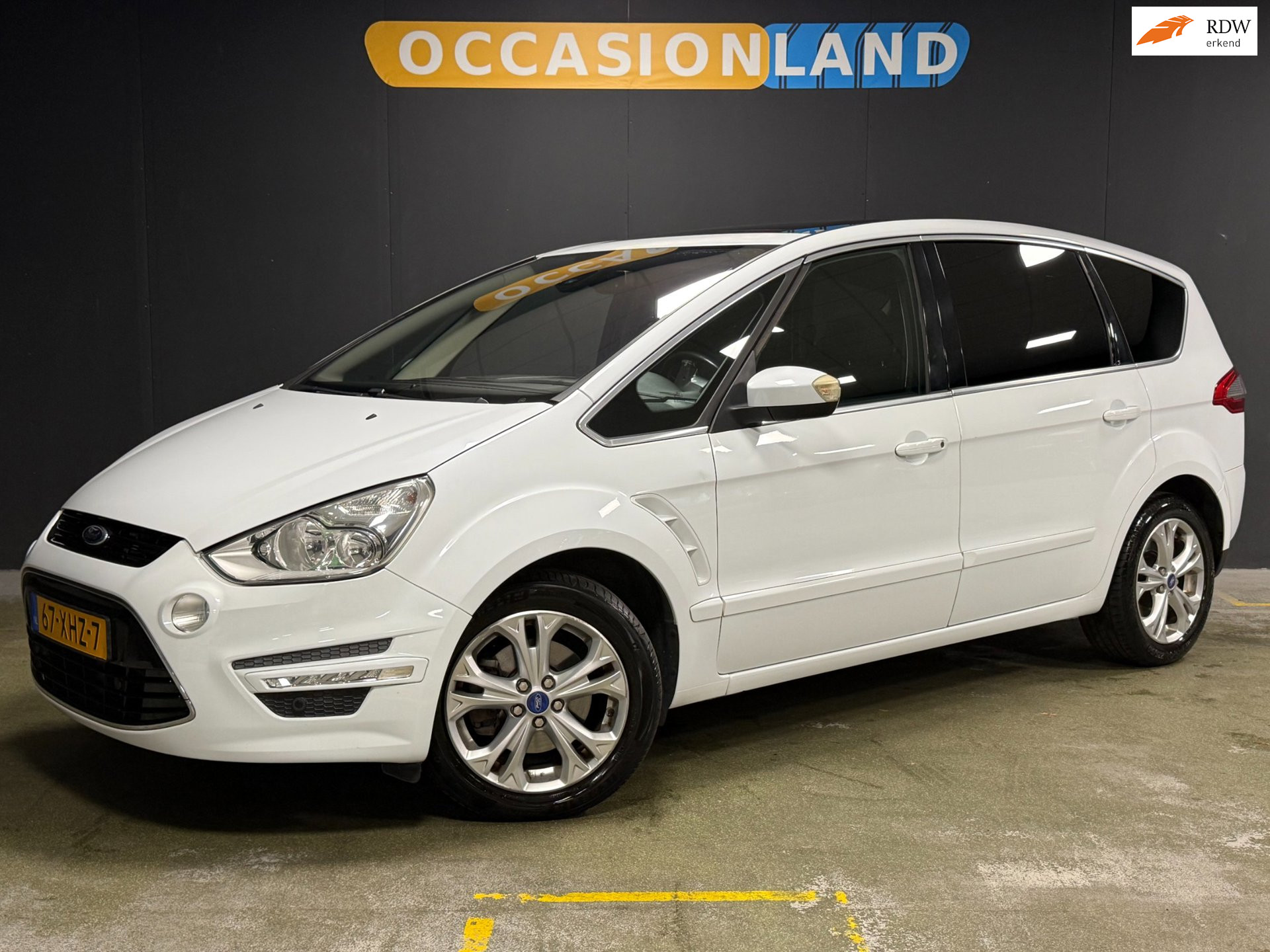 Ford S-max 1.6 EcoBoost Titanium 7p.|PANO|PDC|CRUISE|BLUETOOTH|NAVI|17INCH| 2012 - voorkant